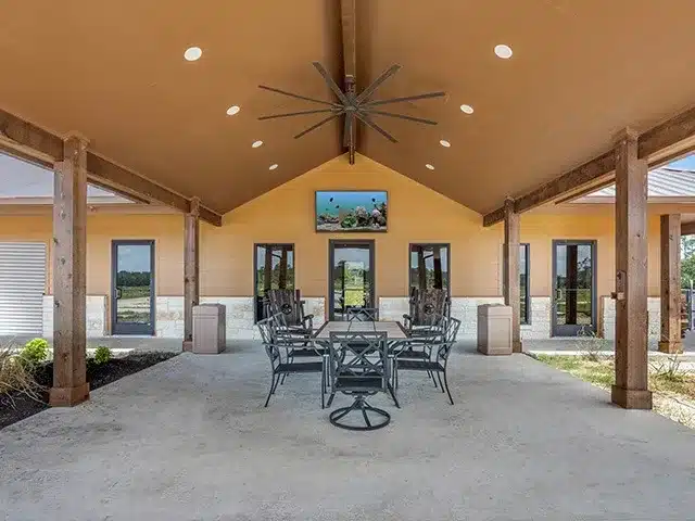 rv parks near winnie tx